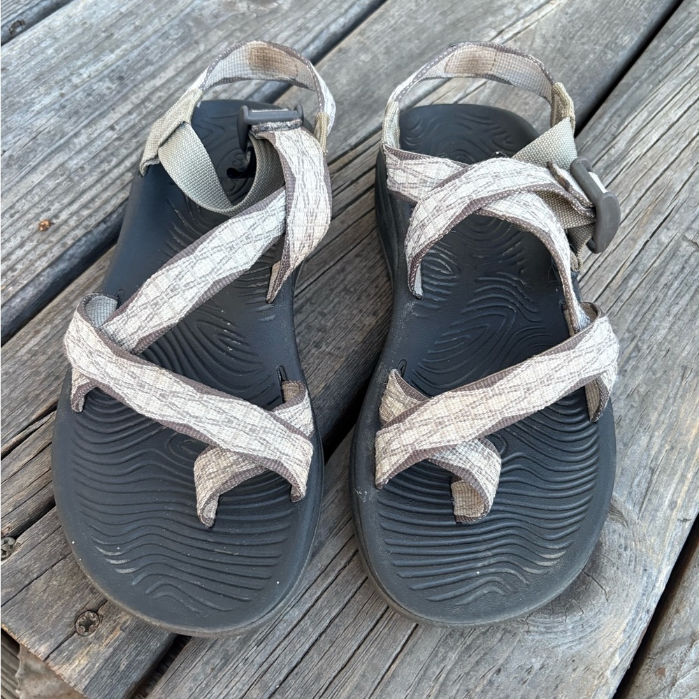 ✨2/$20✨Chacos Sandals